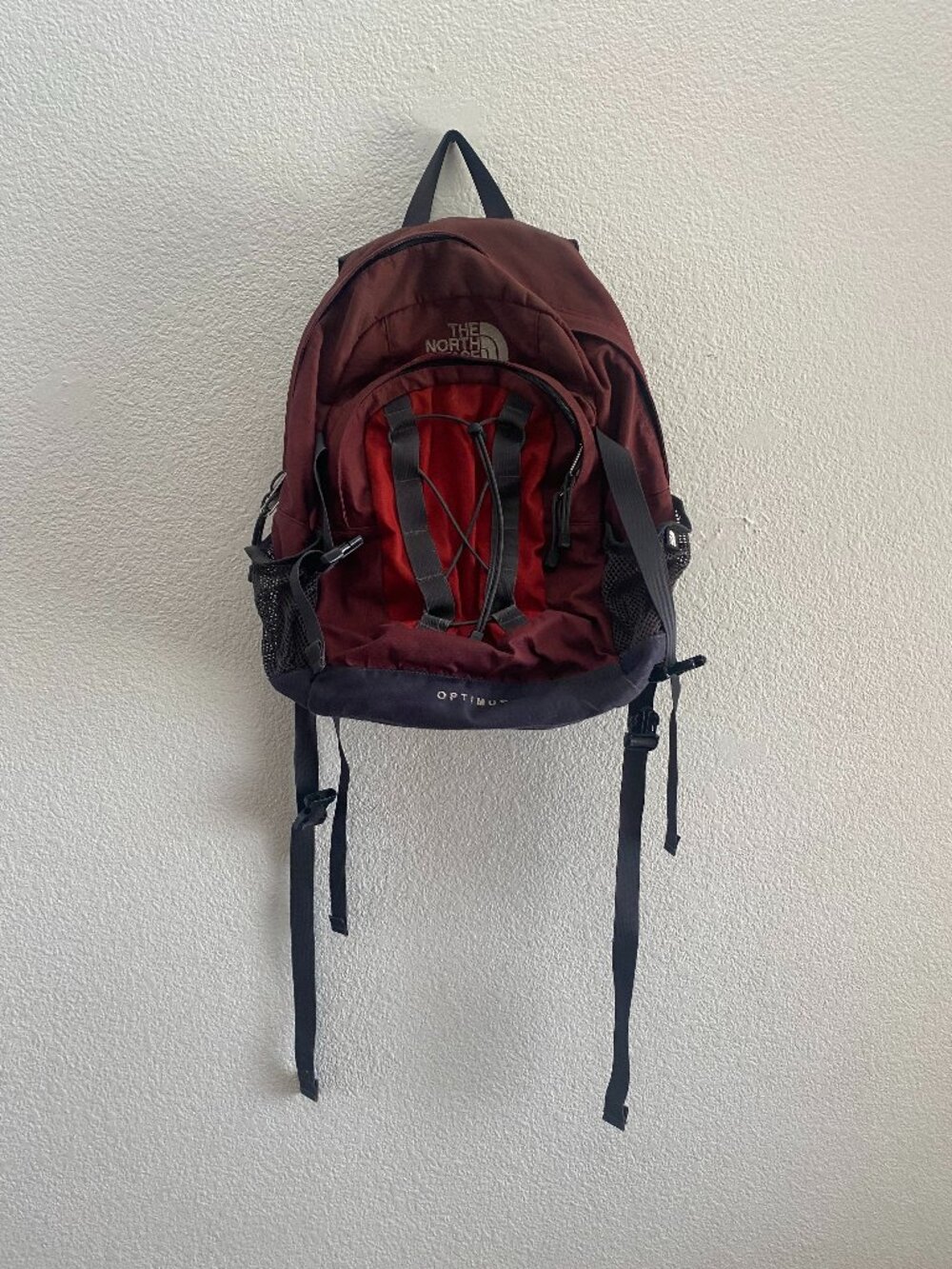 The North Face Optimus Backpack Daypack Zip Closure Padded Straps Gorpcore